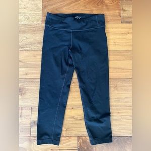 Athleta capri leggings. Size M/8-10.
